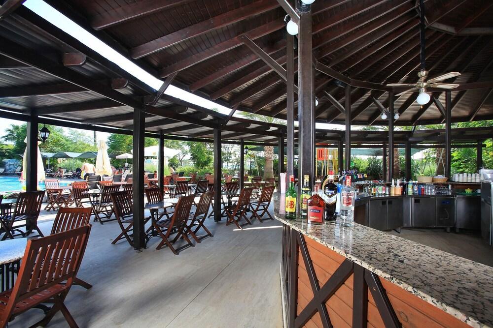 Club Cactus Paradise Gumuldur Bagian luar foto